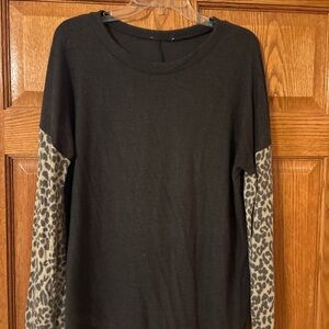 Leopard Sleeve Black Top